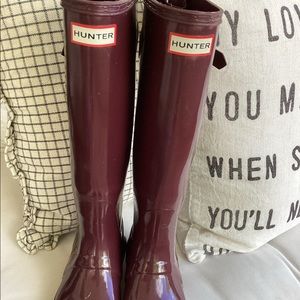 Ladies Hunter tall boots size 10 wide calf